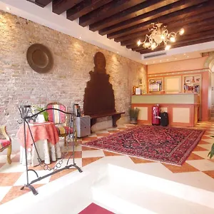Hotel Ca' Dei Polo, Venice