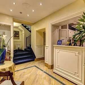 3* Pensión Palazzo La Scala