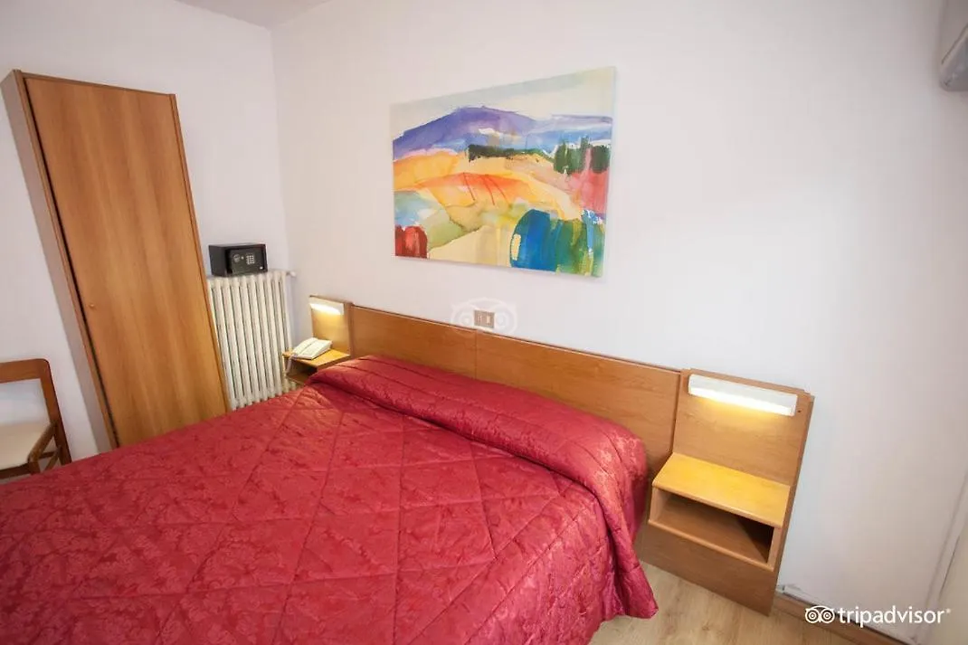 Hotel Caprera Venedik İtalya