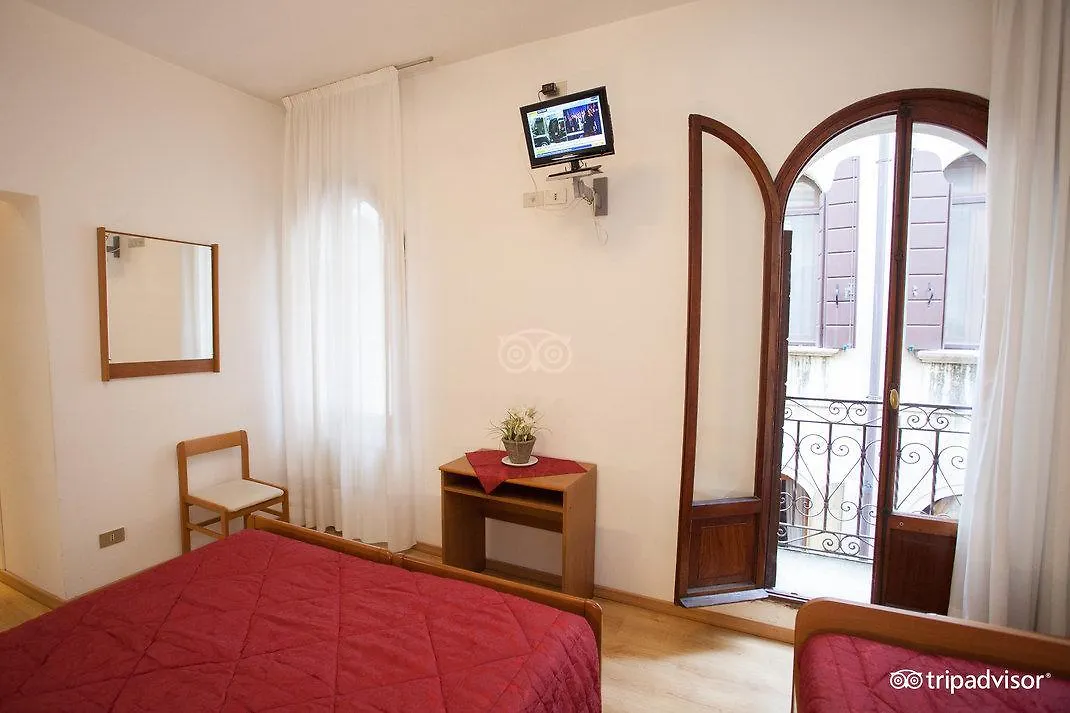 Hotel Caprera Venedik