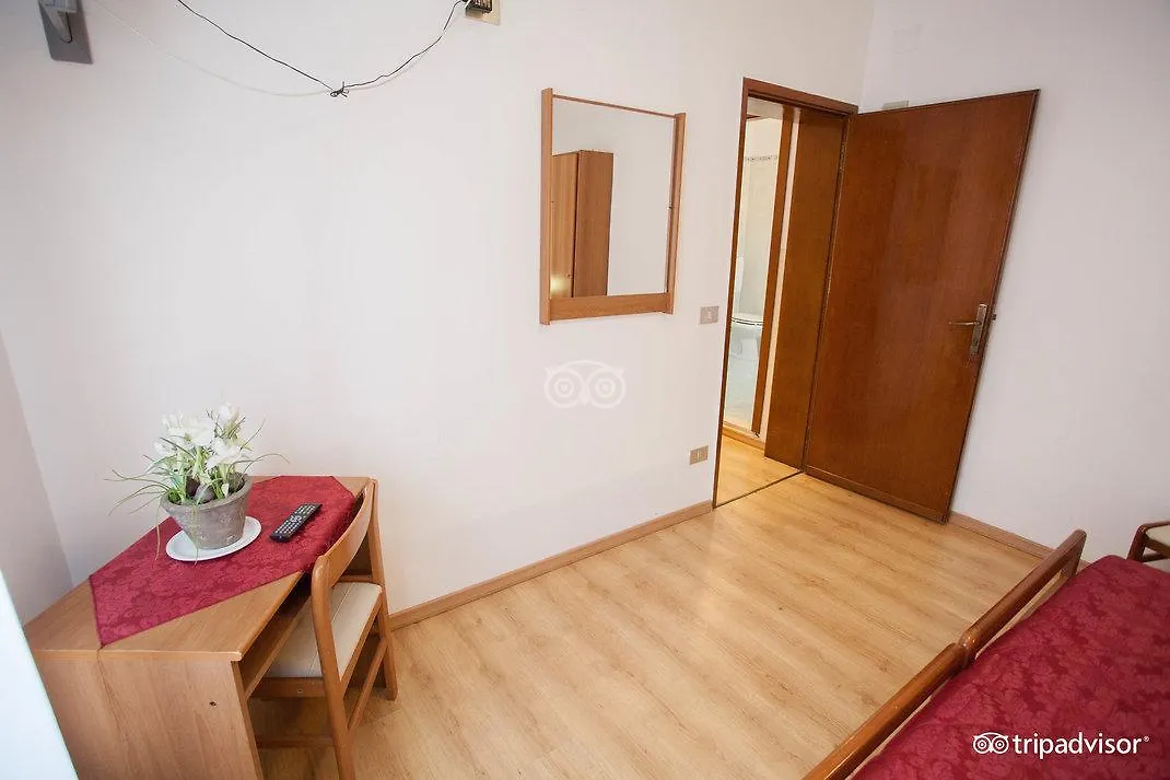 ונציה Hotel Caprera איטליה