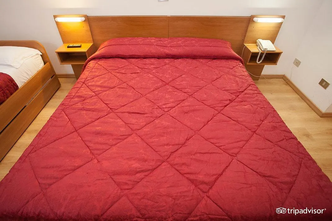 ונציה Hotel Caprera